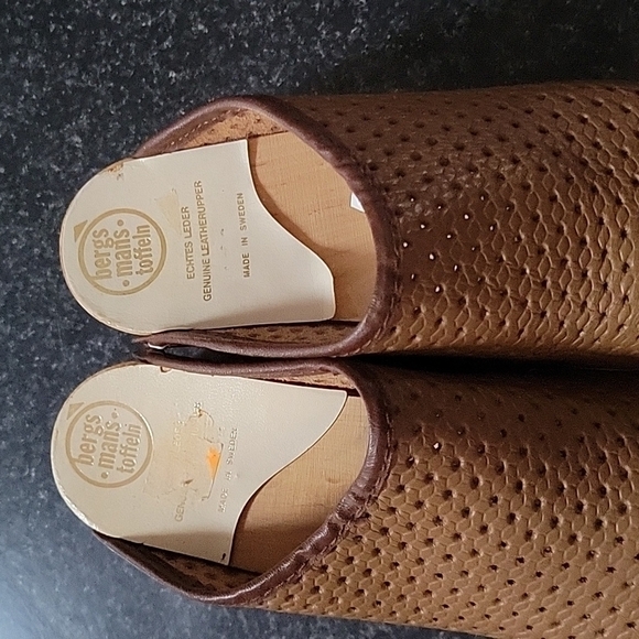 Wooden Sweeden Kids Clogs Bergs Mans Toffeln brown perforated leather new - Picture 3 of 16